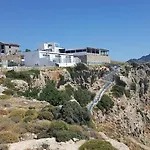 Grande Blue With Private Bay Tatil Evi