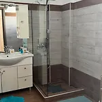 Grande Blue With Private Bay بيت للعطل أرخانجلوس