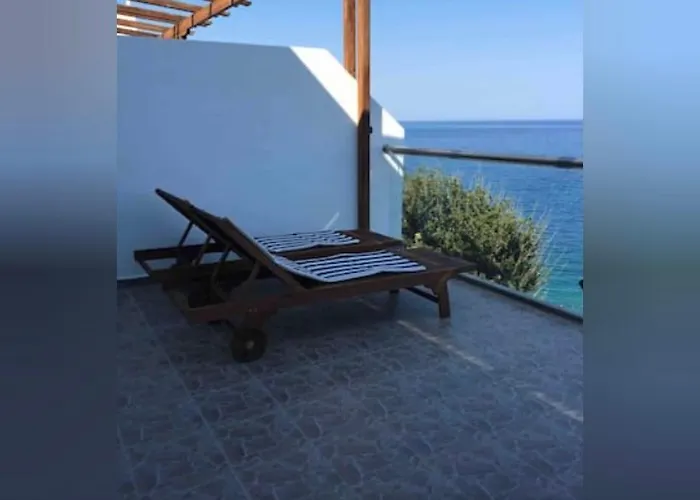 Hébergement de vacances Grande Blue With Private Bay *